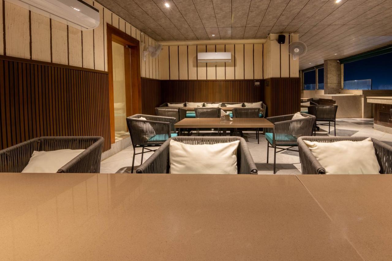 Hotel Bay Laurel Retreat Faridabad Exteriör bild