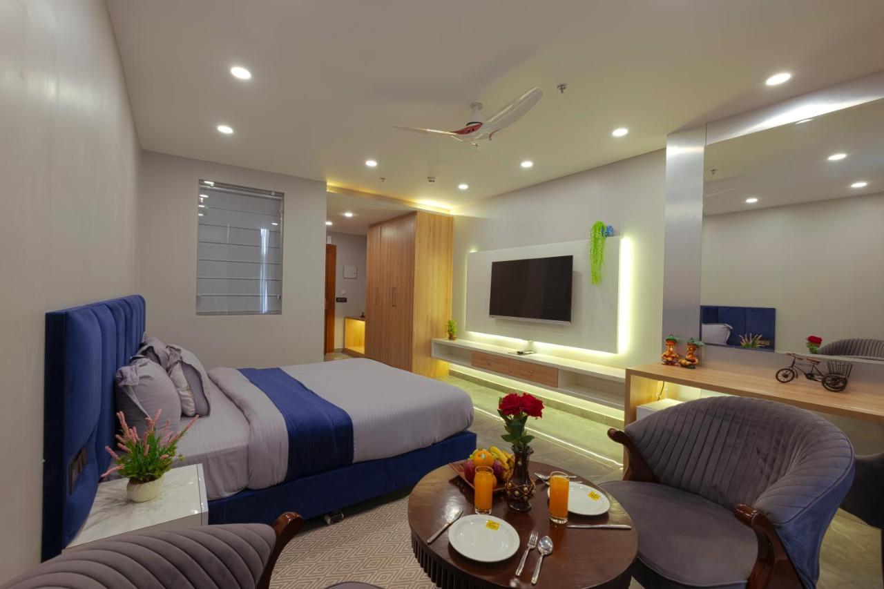 Hotel Bay Laurel Retreat Faridabad Exteriör bild